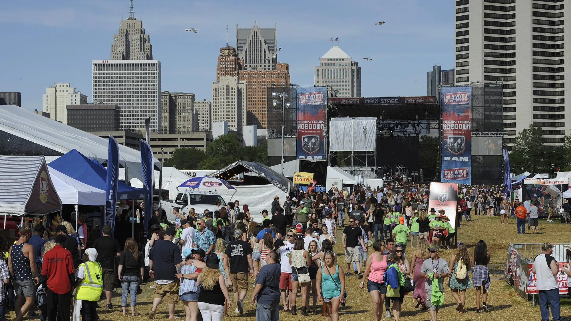 99 5 WYCD Downtown Hoedown 2024 in Detroit, Michigan, USA FestivalNexus