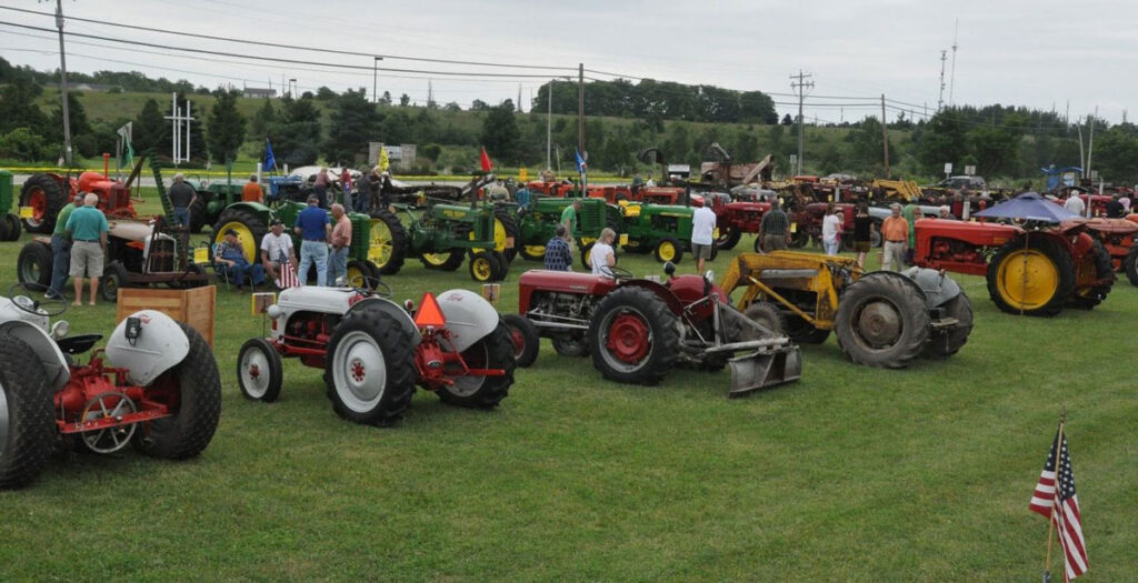 Liberty Grove Antique Tractor and Arts Festival