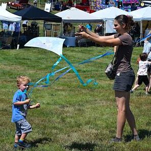 Leesburg Festival of Crafts and Kites