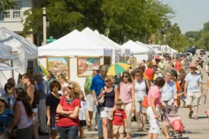 Deer Path Art Fair on the Square